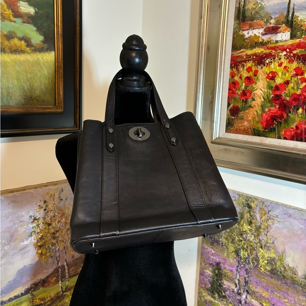 LRTO leather tote bag